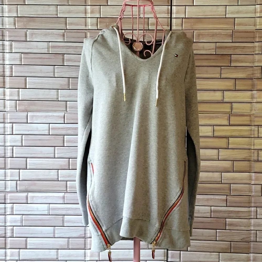 Tommy Hilfiger hoodie Womens Size S